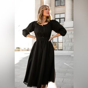 Do-Re-Mi Dress in Black